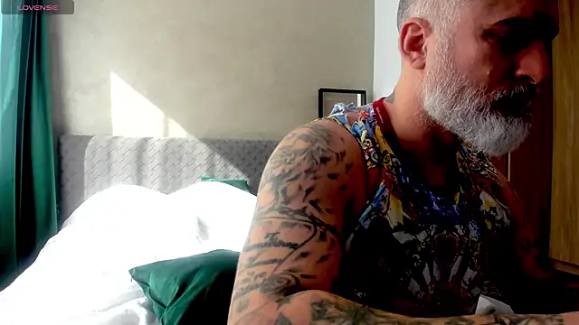 Snapshot of BlowMyXXL chatting on 03.07.25 BlowMyXXL online show from 03.07.25