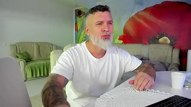 Snapshot of BlowMyXXL chatting on 01.14.26 BlowMyXXL online show from 01.14.26