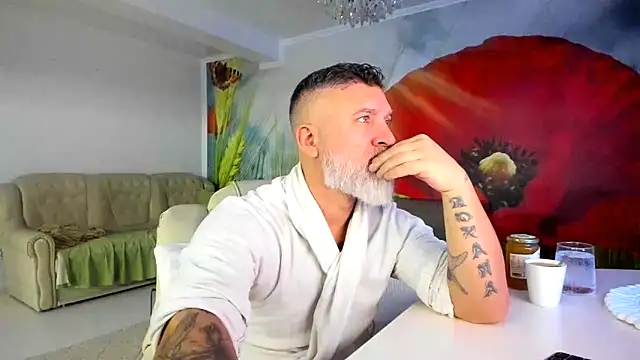 Snapshot of BlowMyXXL chatting on 02.10.26 BlowMyXXL online show from 02.10.26