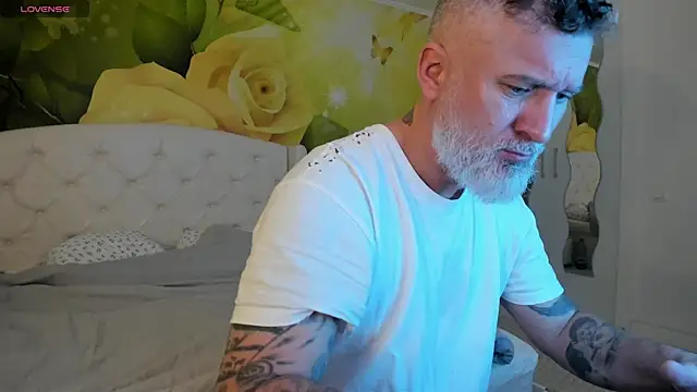 Snapshot of BlowMyXXL chatting on 02.26.26 BlowMyXXL online show from 02.26.26