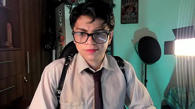 marckalexis online show from 09.15.25