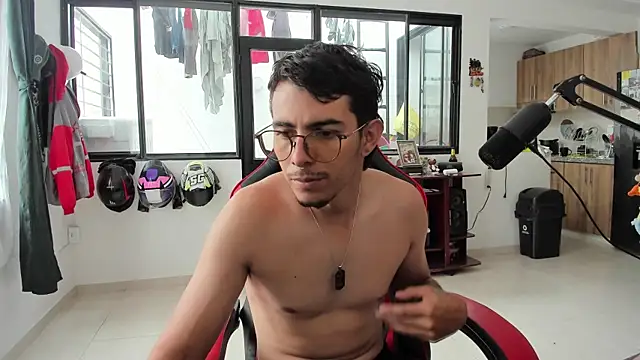 MauroD17 online show from 04.11.26