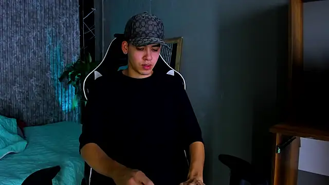 Mike 0233  online show from 03.23.25