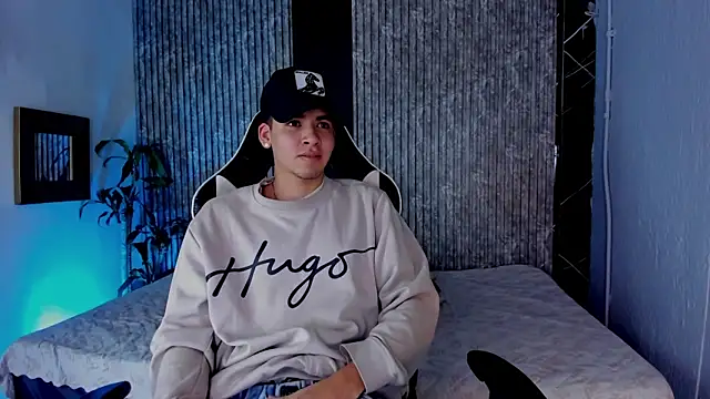 Mike 0233  online show from 09.12.25