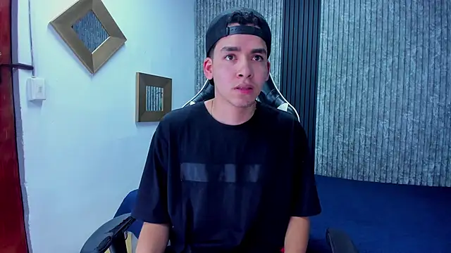 Mike 0233  online show from 10.29.25