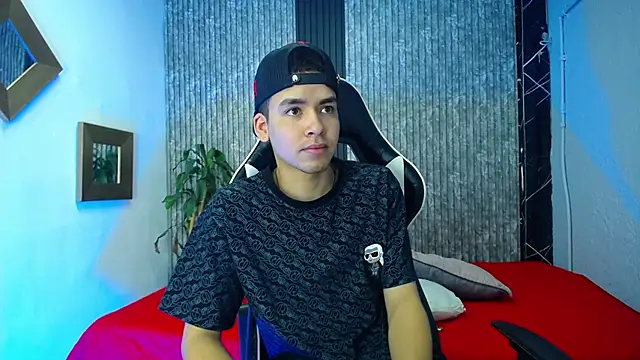 Mike 0233  online show from 02.15.26