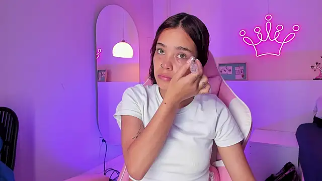 violeth hill online show from 02.21.25