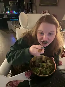 GingerSnap33 online show from 12.10.24