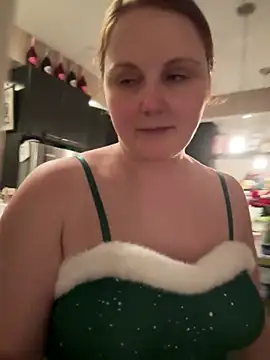 GingerSnap33 online show from 12.24.24