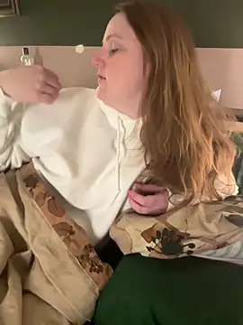 GingerSnap33 online show from 02.11.25