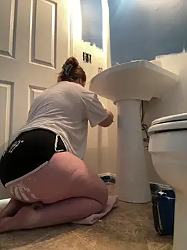 GingerSnap33 online show from 12.21.25