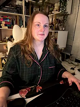 GingerSnap33 online show from 01.11.26