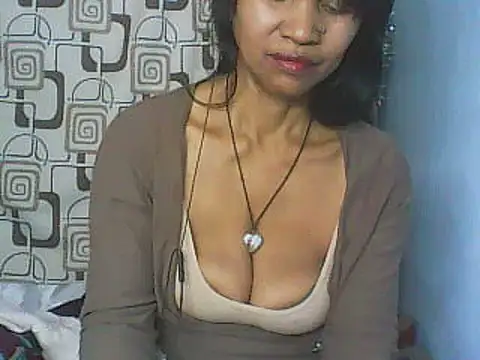 Snapshot of nene_belle chatting on 07.14.26 nene belle online show from 07.14.26