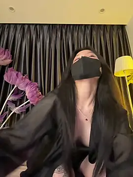 Snapshot of Nacy-Moonlight chatting on 02.24.25 Nacy-Moonlight online show from 02.24.25