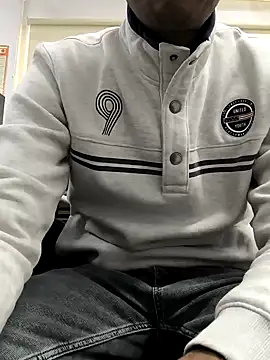 Snapshot of toxicboy121212 chatting on 12.15.24 toxicboy121212 online show from 12.15.24