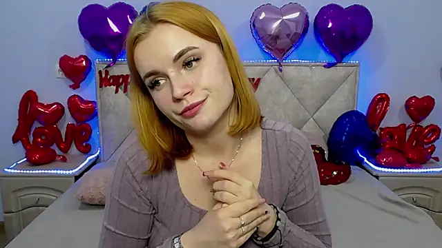 Snapshot of MargaritaKiss chatting on 02.05.25 MargaritaKiss online show from 02.05.25