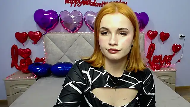 Snapshot of MargaritaKiss chatting on 02.15.25 MargaritaKiss online show from 02.15.25