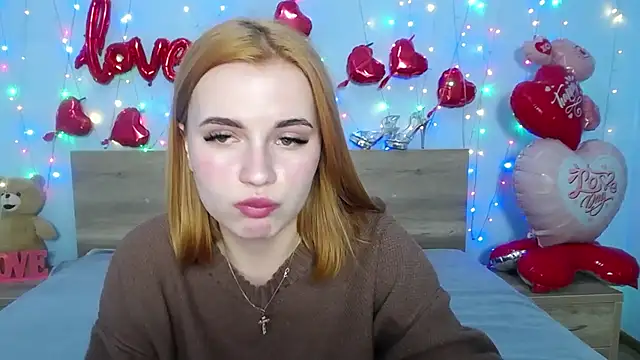 Snapshot of MargaritaKiss chatting on 02.24.25 MargaritaKiss online show from 02.24.25