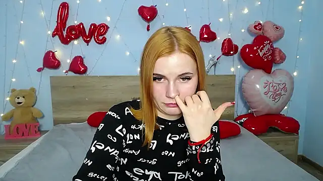 Snapshot of MargaritaKiss chatting on 02.26.25 MargaritaKiss online show from 02.26.25