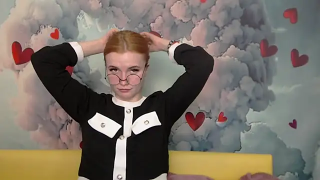 Snapshot of MargaritaKiss chatting on 02.27.25 MargaritaKiss online show from 02.27.25