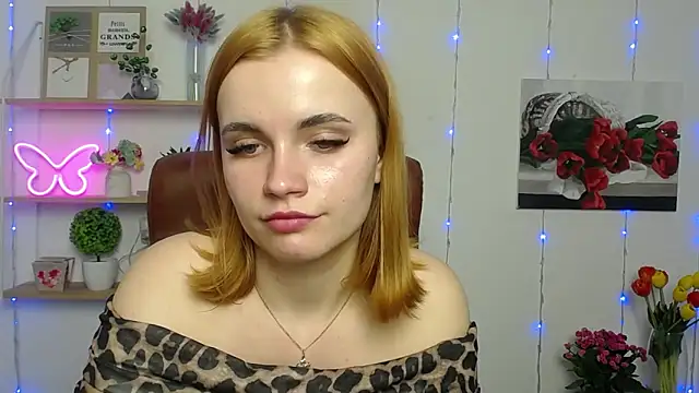 Snapshot of MargaritaKiss chatting on 03.12.25 MargaritaKiss online show from 03.12.25