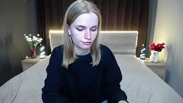 Snapshot of MargaritaKiss chatting on 09.21.25 MargaritaKiss online show from 09.21.25