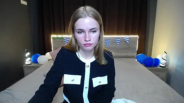 Snapshot of MargaritaKiss chatting on 09.24.25 MargaritaKiss online show from 09.24.25