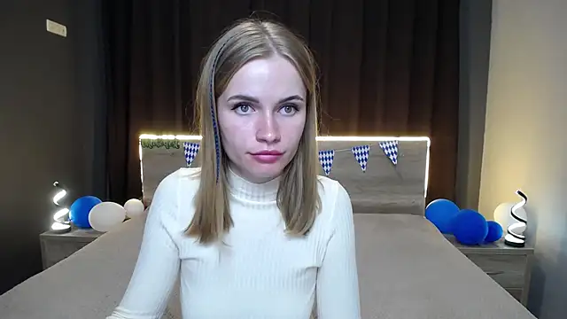 Snapshot of MargaritaKiss chatting on 09.27.25 MargaritaKiss online show from 09.27.25