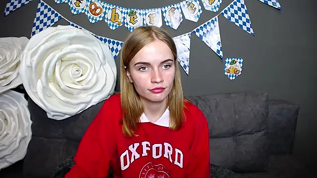 Snapshot of MargaritaKiss chatting on 10.09.25 MargaritaKiss online show from 10.09.25