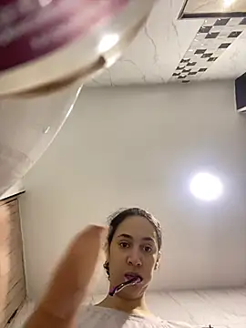 thaliacollins online show from 01.17.26