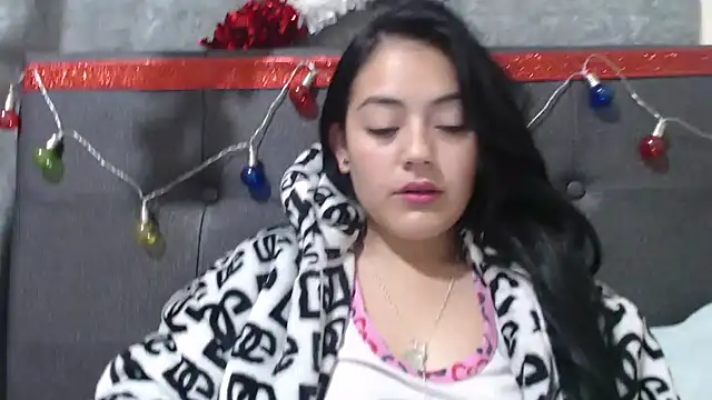 Snapshot of Alisha_99 chatting on 12.08.24 Alisha 99 online show from 12.08.24