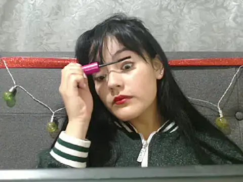 Snapshot of Alisha_99 chatting on 02.02.25 Alisha 99 online show from 02.02.25