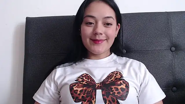 Snapshot of Alisha_99 chatting on 09.26.25 Alisha 99 online show from 09.26.25