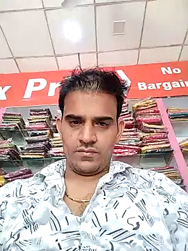 Snapshot of absoluteright chatting on 11.06.25 absoluteright online show from 11.06.25