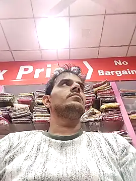 Snapshot of absoluteright chatting on 11.11.25 absoluteright online show from 11.11.25