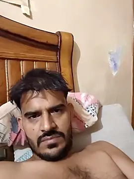 Snapshot of absoluteright chatting on 04.05.26 absoluteright online show from 04.05.26