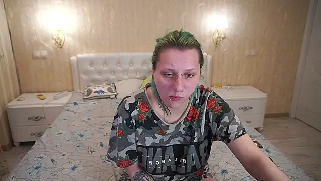 LunaaMayy online show from 04.24.26