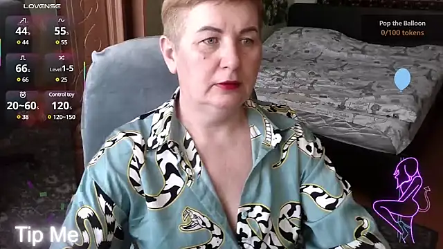 NicoleOlla online show from 03.05.25