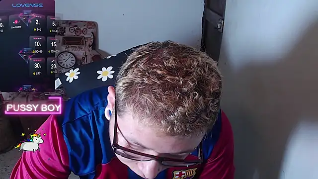 Snapshot of princeFtm chatting on 02.27.25 princeFtm online show from 02.27.25