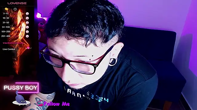 Snapshot of princeFtm chatting on 09.08.25 princeFtm online show from 09.08.25