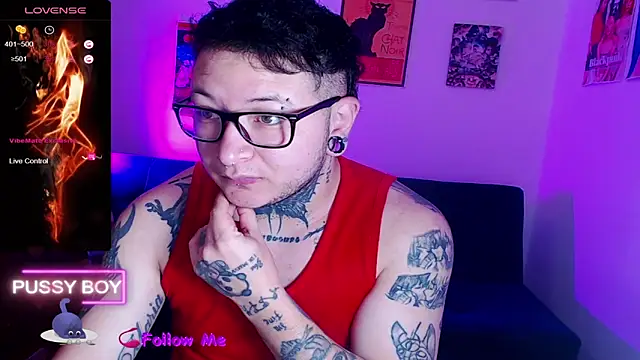 Snapshot of princeFtm chatting on 09.24.25 princeFtm online show from 09.24.25