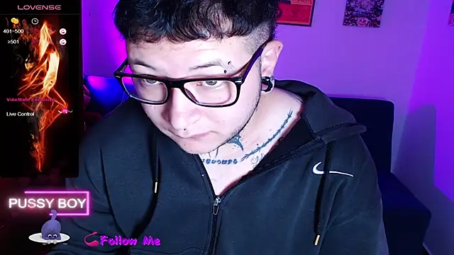 Snapshot of princeFtm chatting on 09.26.25 princeFtm online show from 09.26.25