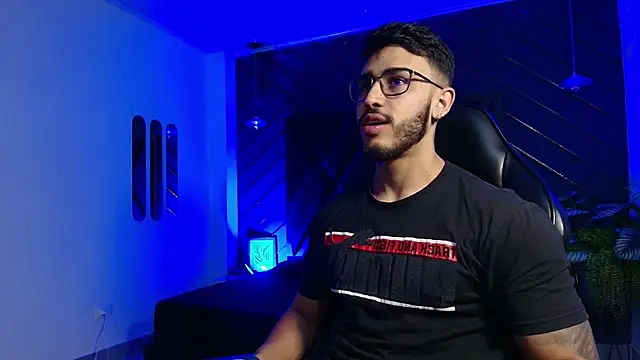 Liam Kleiin online show from 03.11.26