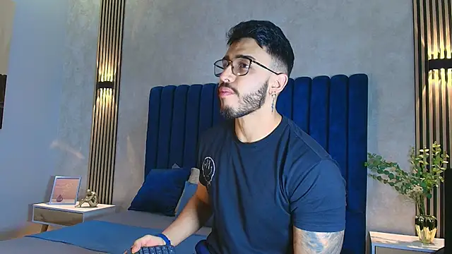 Liam Kleiin online show from 06.06.26