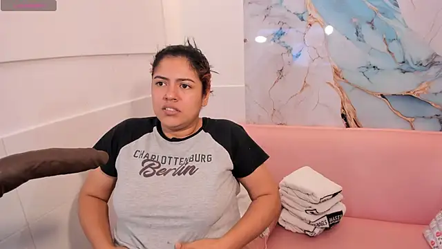 Snapshot of taylor_cupper chatting on 02.13.26 taylor cupper online show from 02.13.26