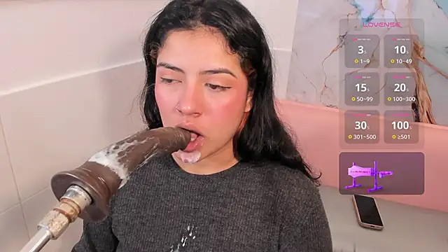 Snapshot of taylor_cupper chatting on 02.21.26 taylor cupper online show from 02.21.26