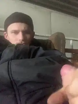 Snapshot of Boysex227 chatting on 12.30.24 Boysex227 online show from 12.30.24