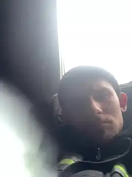 Snapshot of Boysex227 chatting on 01.13.25 Boysex227 online show from 01.13.25