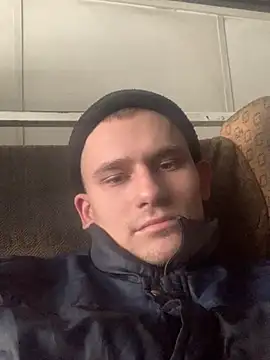 Snapshot of Boysex227 chatting on 02.06.25 Boysex227 online show from 02.06.25