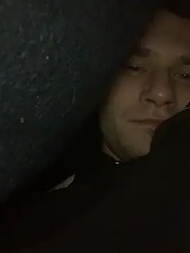 Snapshot of Boysex227 chatting on 02.18.25 Boysex227 online show from 02.18.25